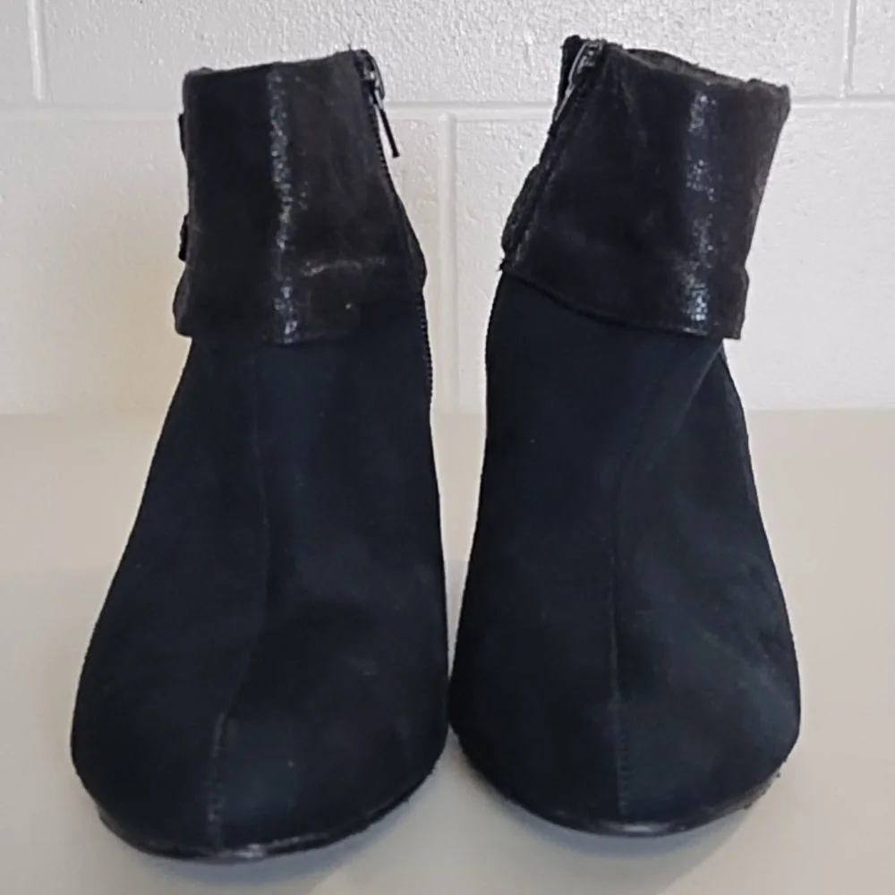 Soft Style Black Vegan Suede Fold Over Side Zip Padded Insole Ankle Boots